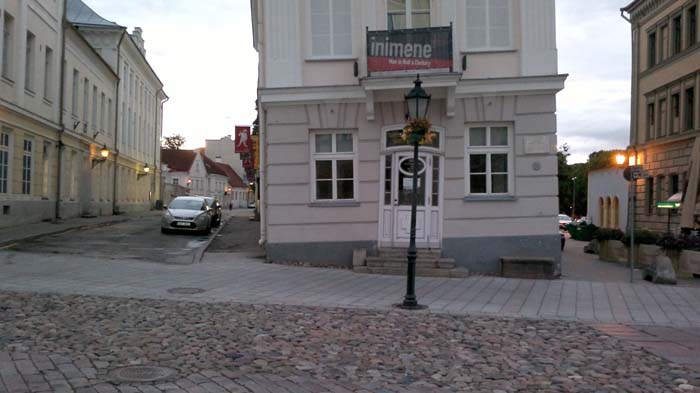2012-06-28-710